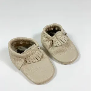 Freshly Picked beige soft-sole leather moccasins 3/12-18M
