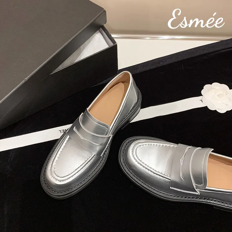 Leather Loafers with Thickened Outsole Design