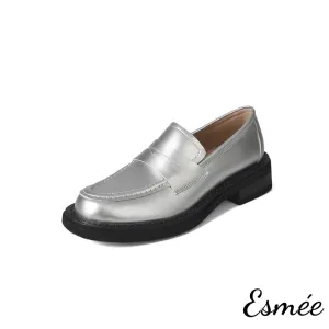 Leather Loafers with Thickened Outsole Design