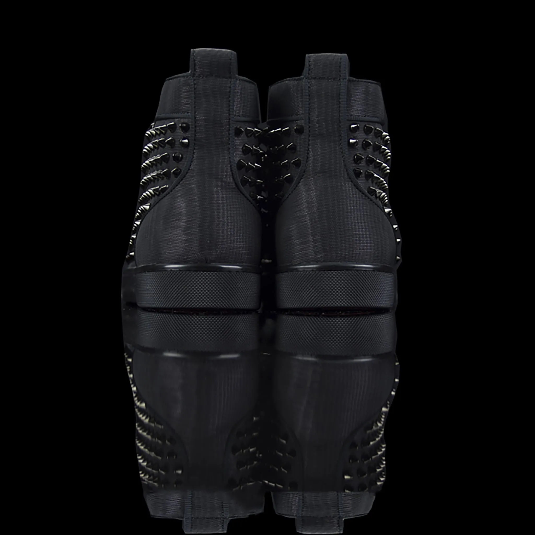Louis Flat Moire Patent Spikes GG
